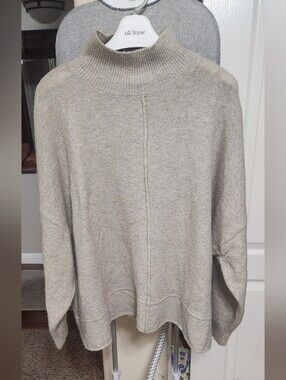 Max Studio Beige Exposed Seam Mock Neck Sweater Size 2X EUC